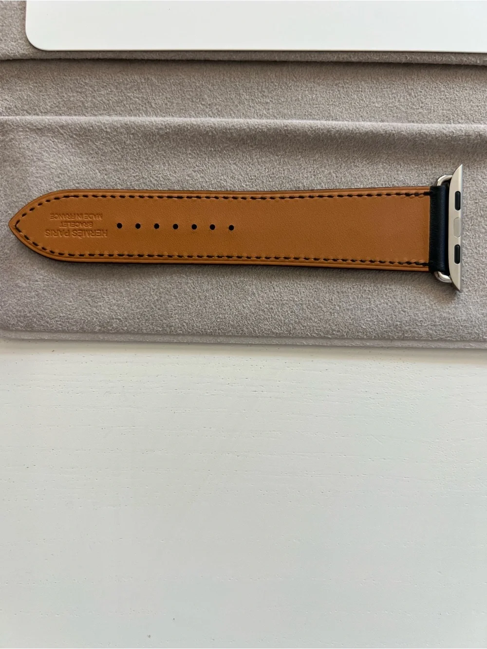 Hermes Apple Watch Band Single Tour Strap Tri Color 44mm NIB